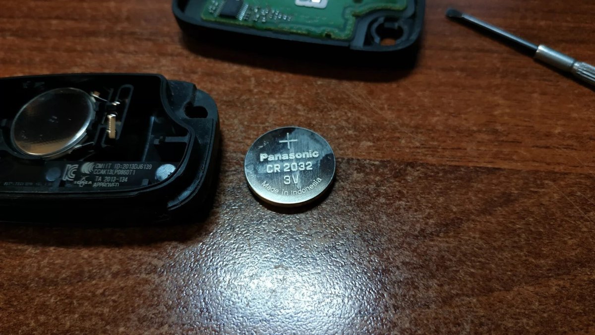 Батарейка для ключа Лада Веста 2023