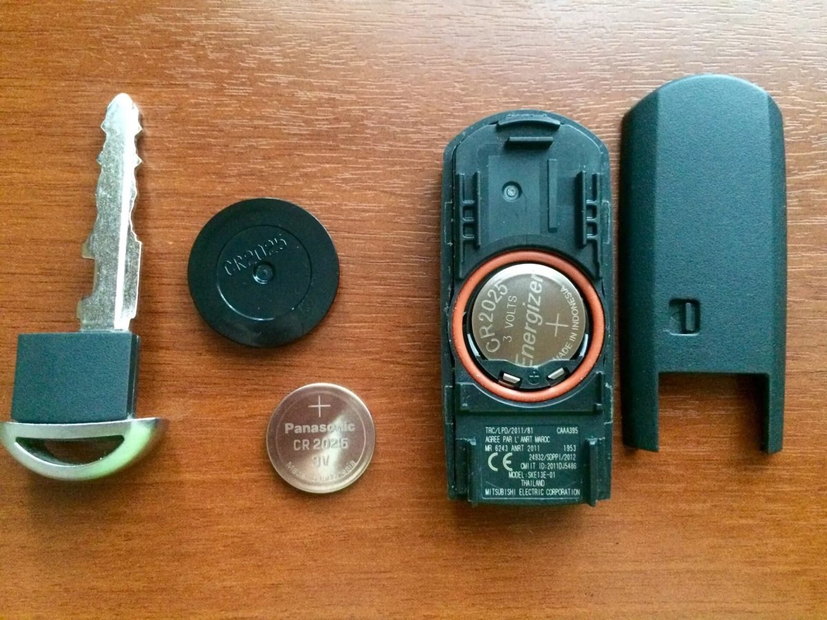 Батарейка в Ключе Мазда CX-5