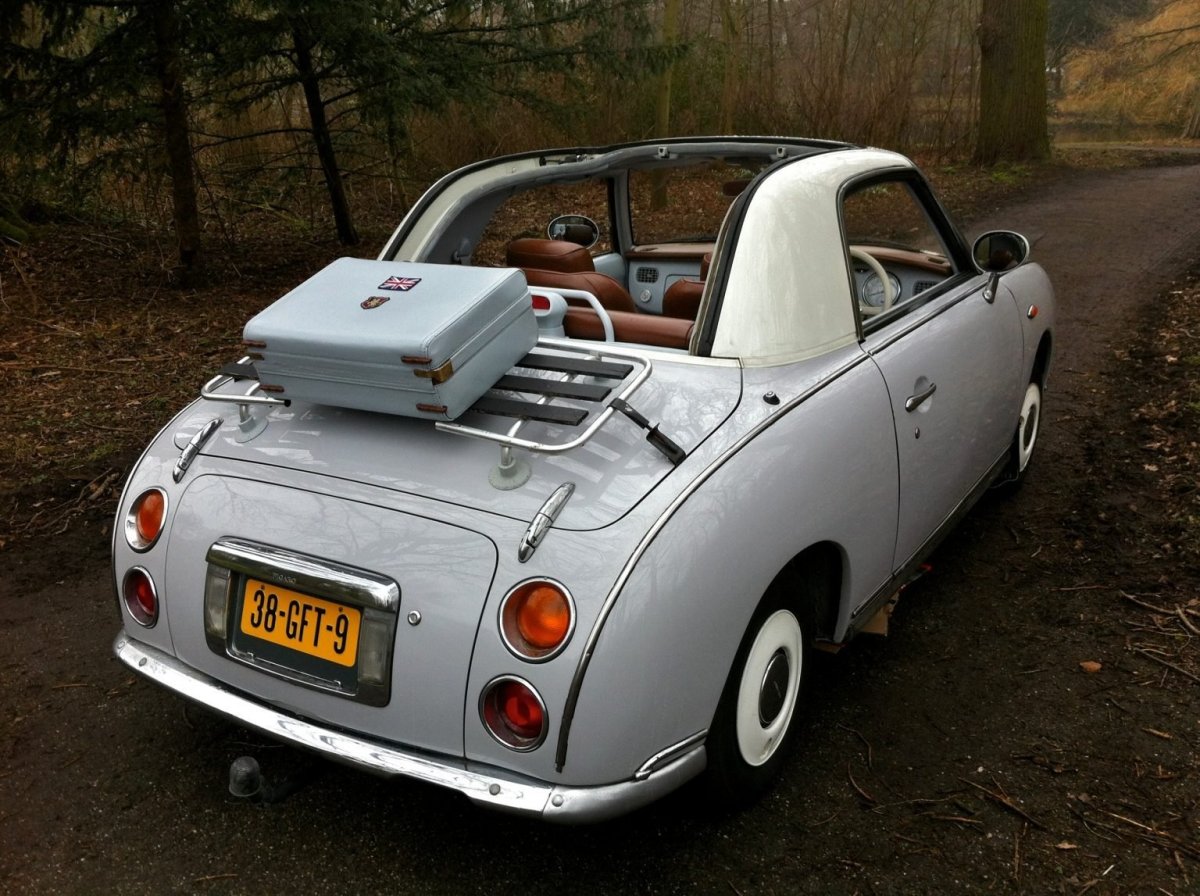 Ниссан Фигаро кабриолет