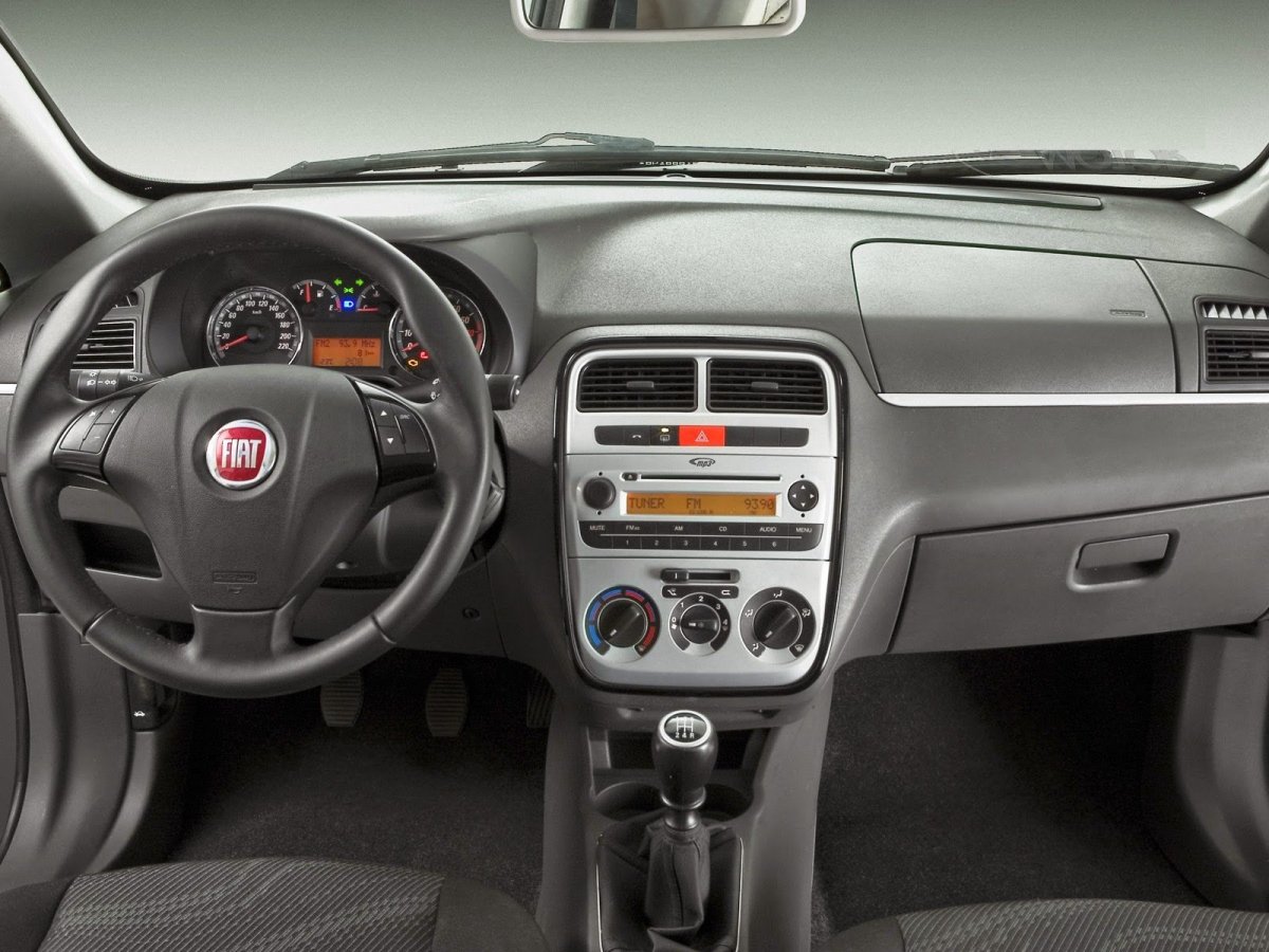 Fiat grande punto 1.4 салон