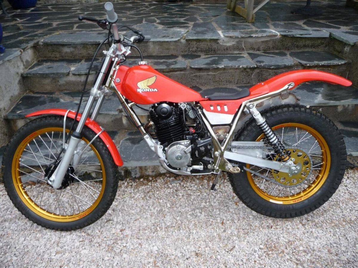 Honda Trial 125