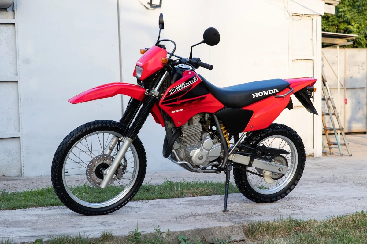 Honda XR 250 Tornado