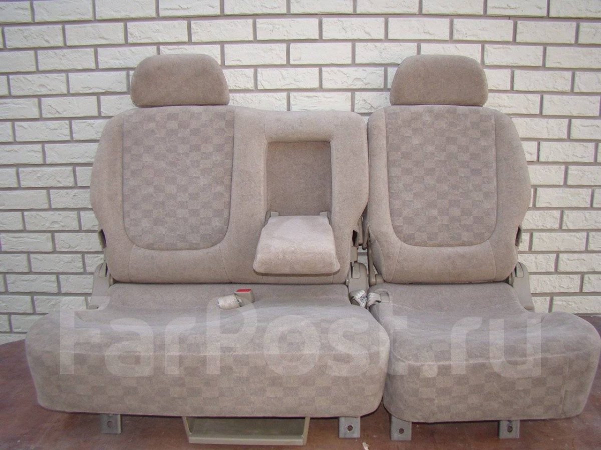 Сидения Ниссан Бассара