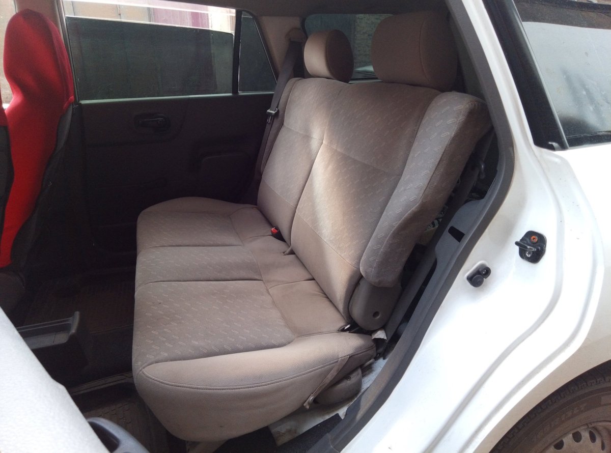 Ниссан ад 12 кузов