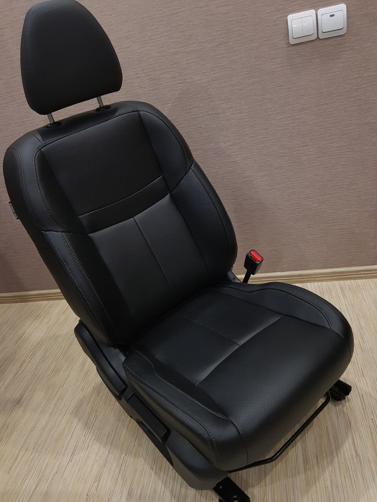 Кожаное сиденье Кашкай j10