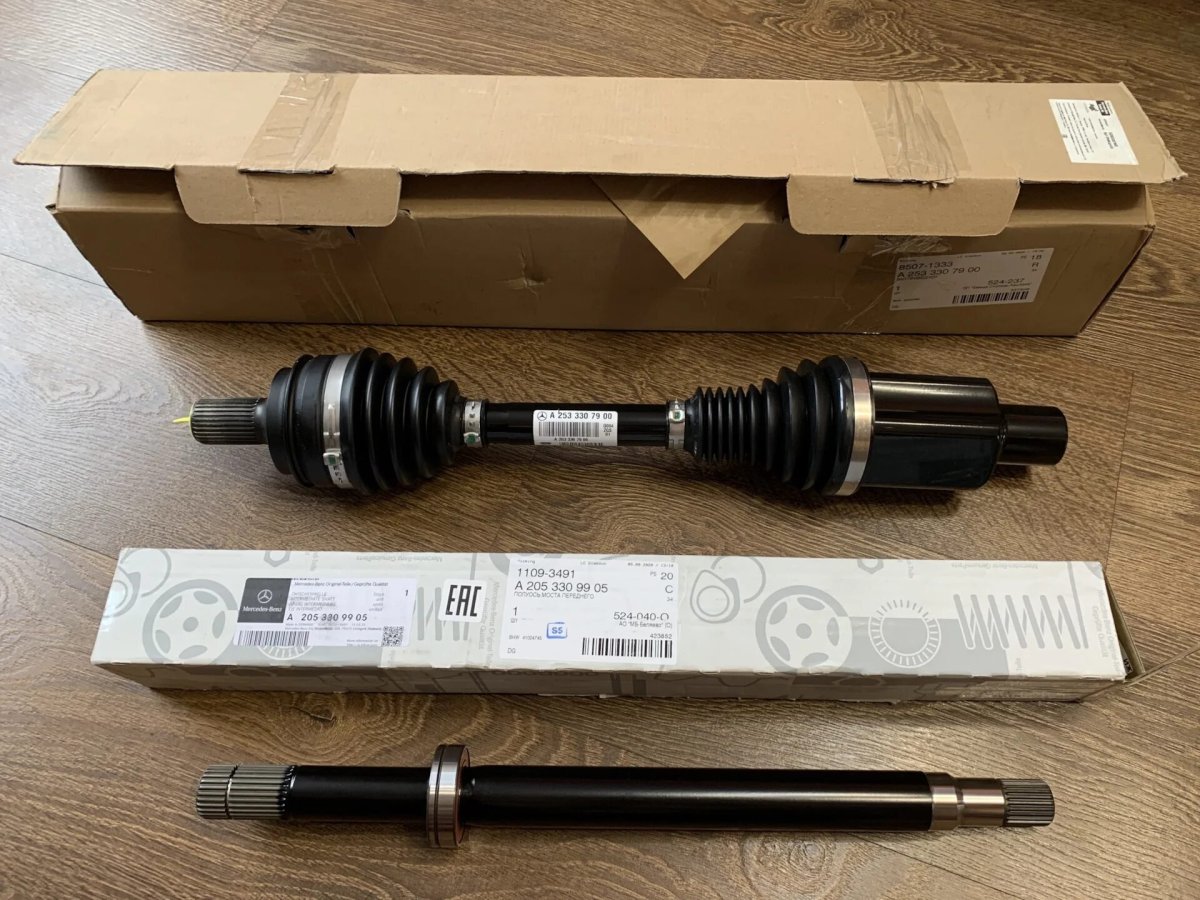 Привод левый Мерседес GLC 2016 года