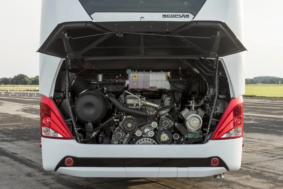 Неоплан Турлайнер 2216