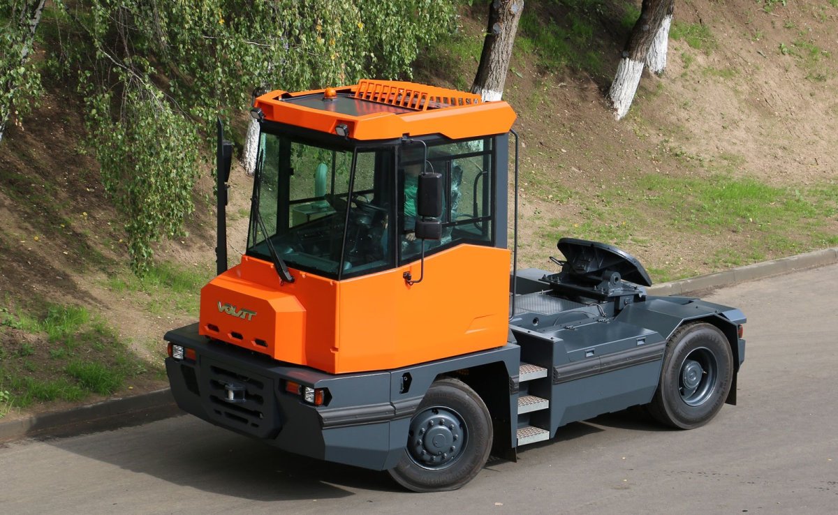 Тягач МЗКТ-730240