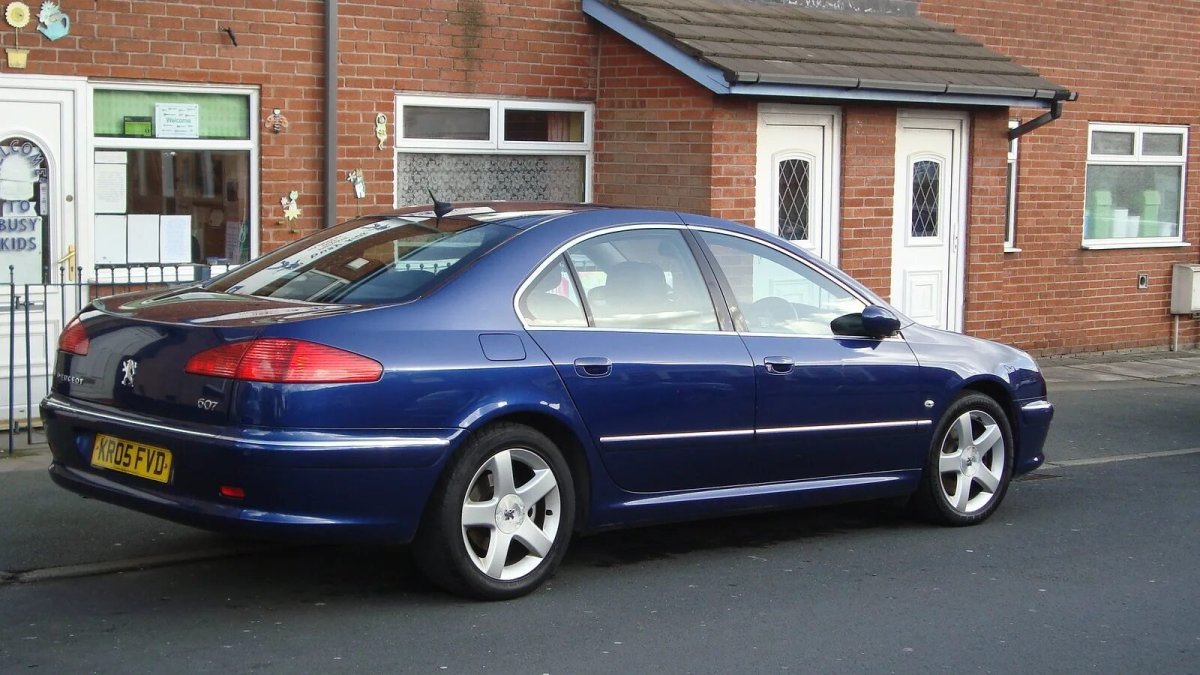 Peugeot 607 2005