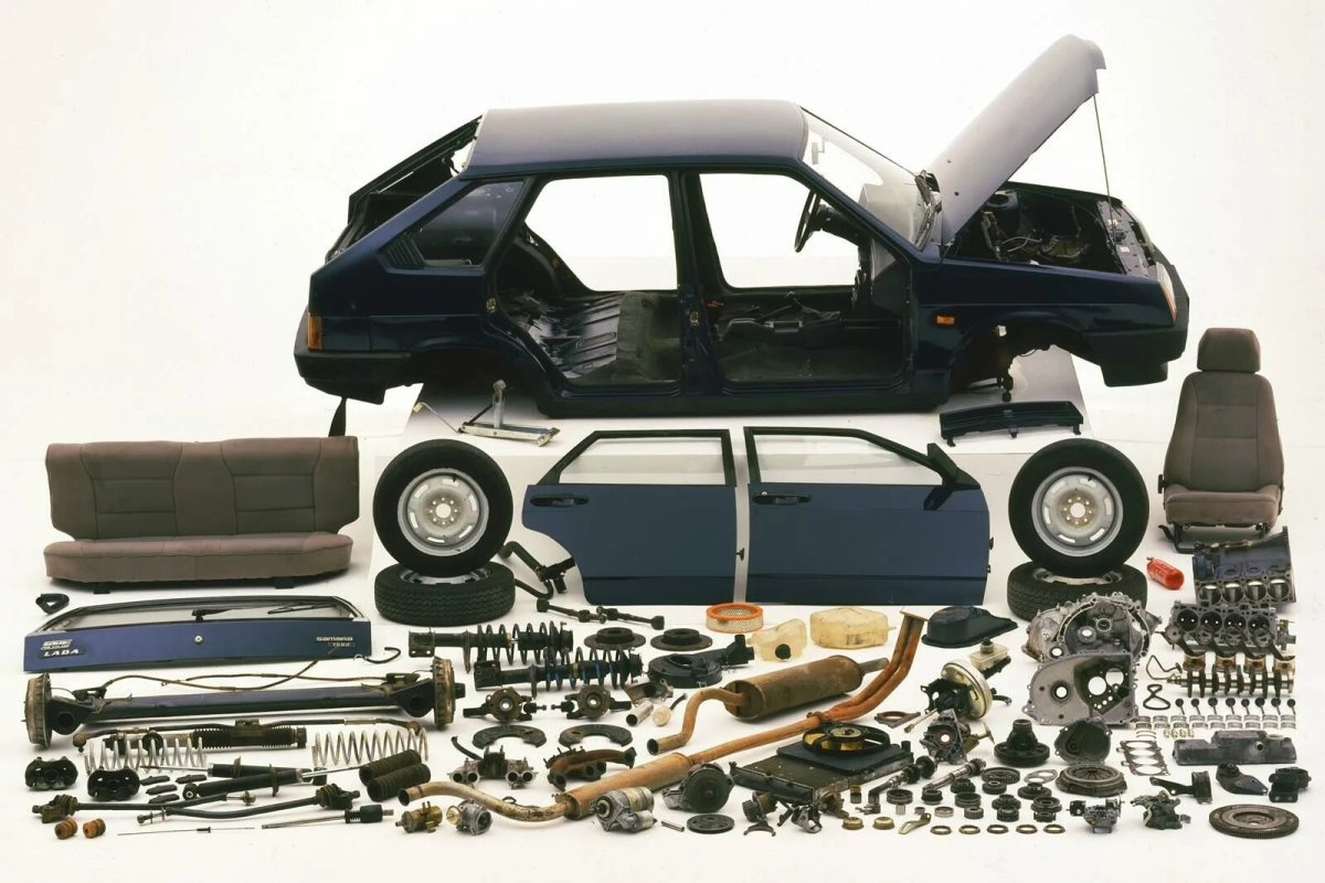 Разобранная машинка