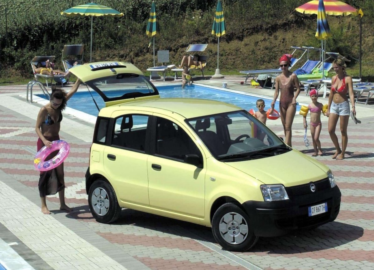 Фиат Панда оранжевый