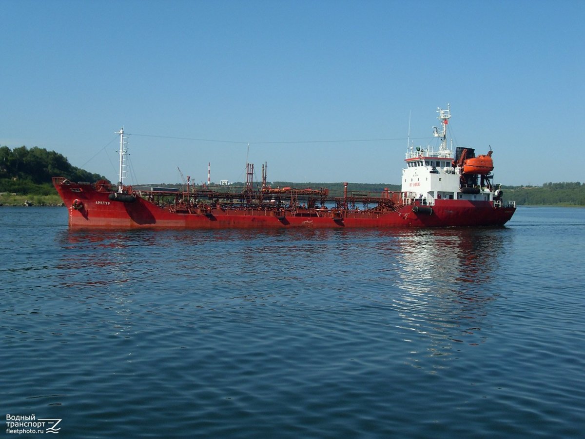 Танкер Яробор