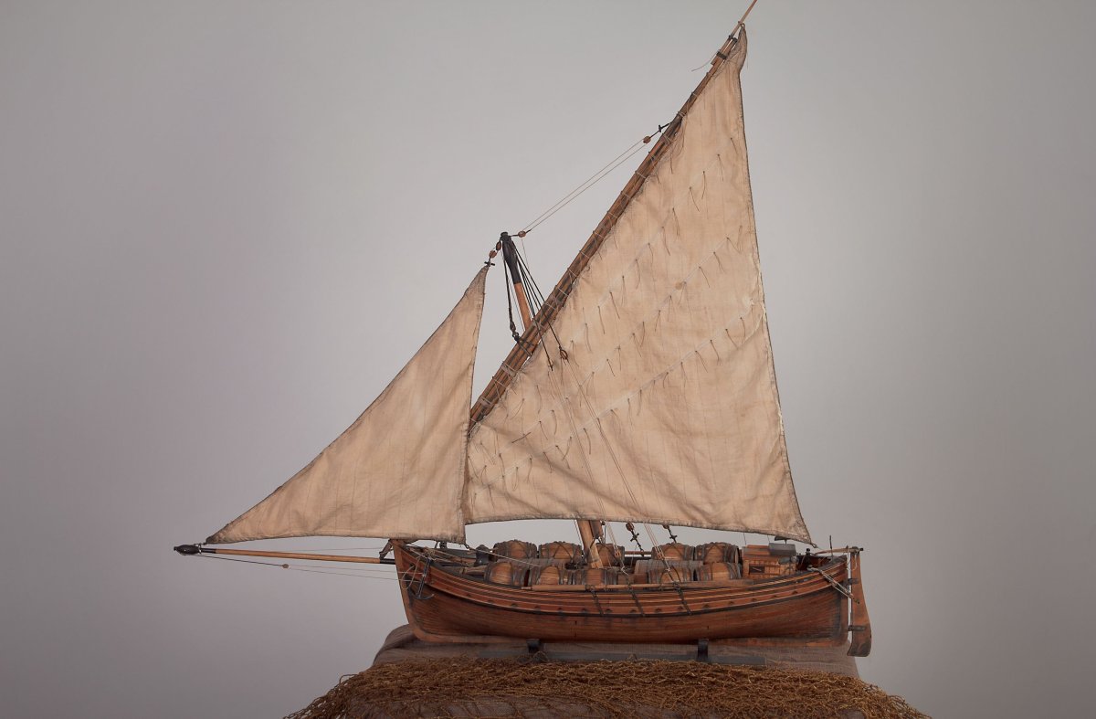 Парусник Leudo