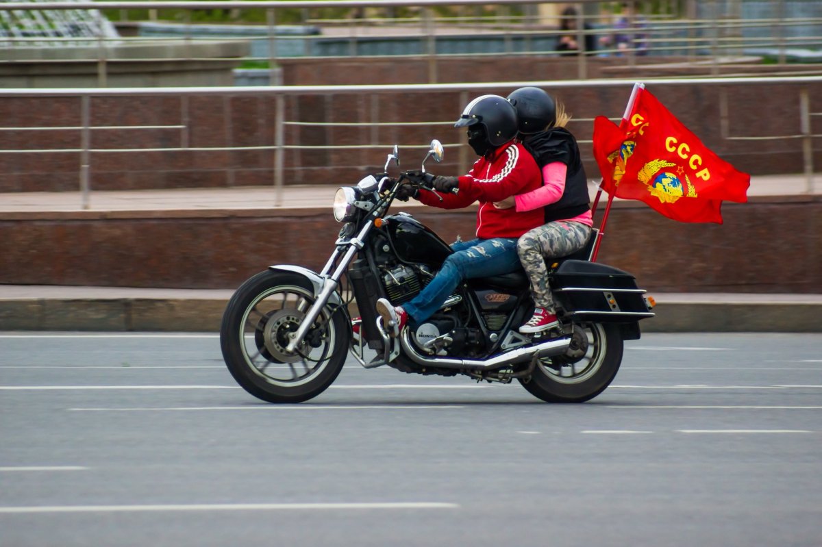 Флажок на мотоцикле