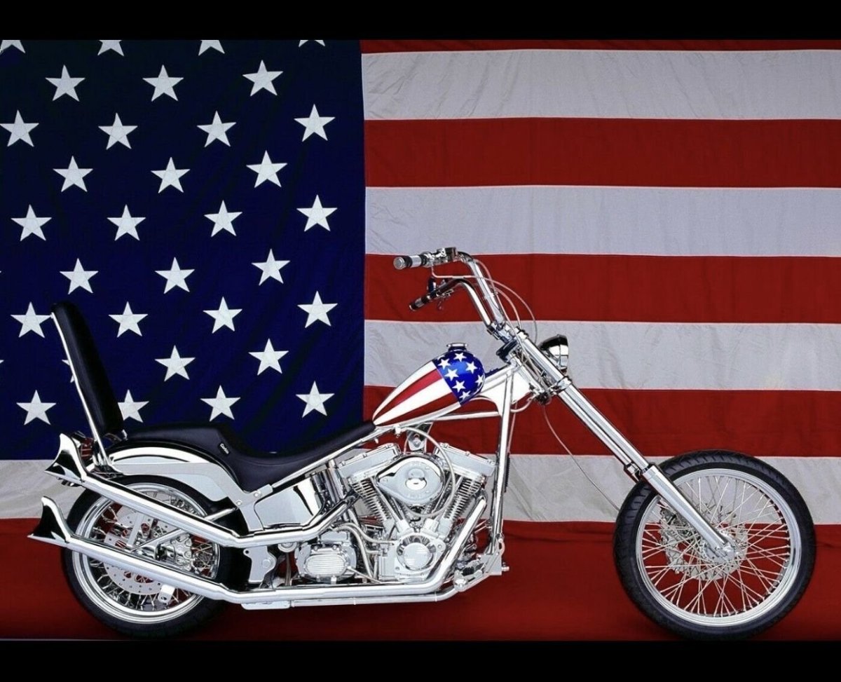 Харли Дэвидсон мотоцикл