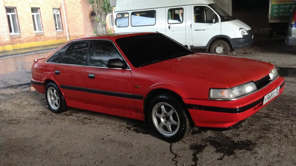 Мазда 626 2.0 1989