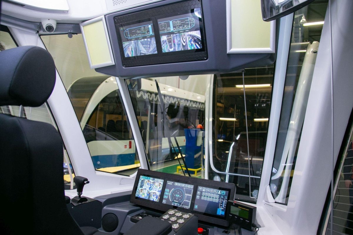 Трамвай Витязь кабина 2022