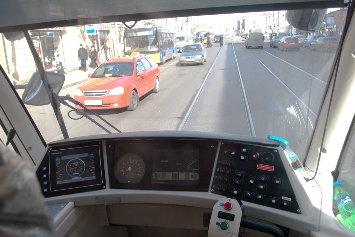 Трамвай 71 412 кабина водителя