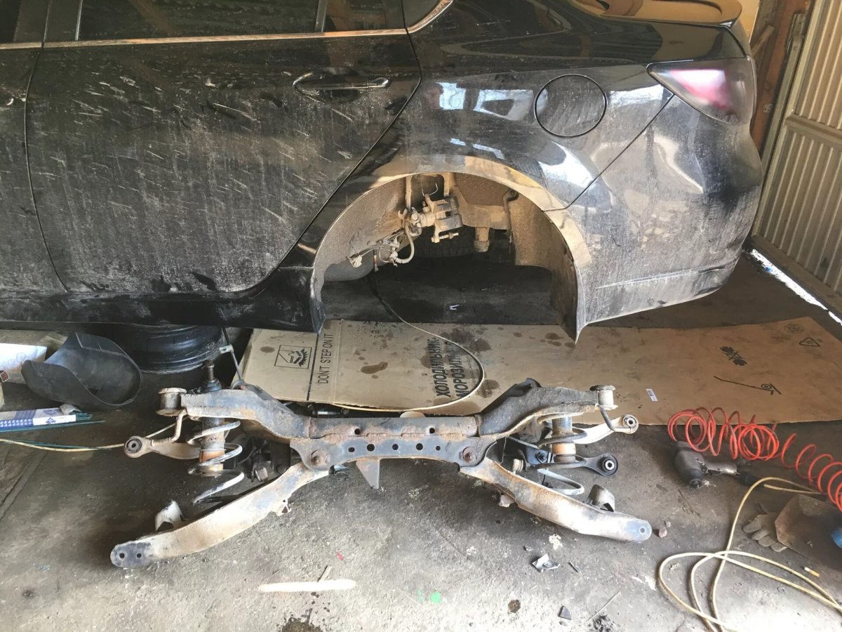 Мазда 6 развальные болты