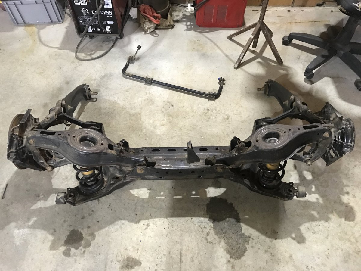 Задняя подвеска Мазда 6 2005 года