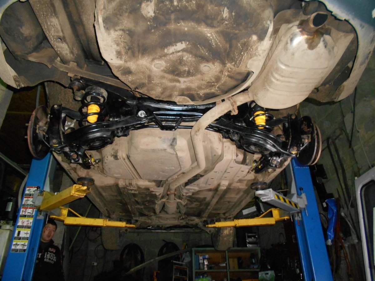 Дно Мазда 6 3013 года