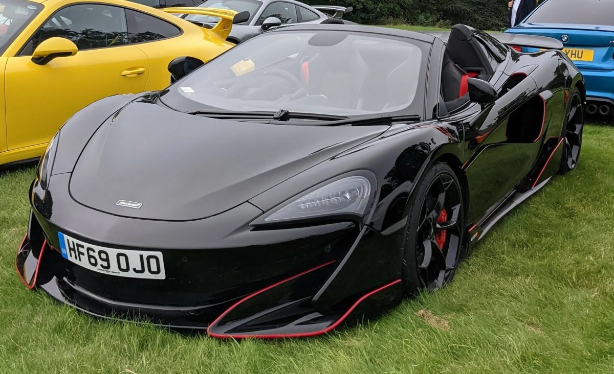 Макларен 675lt