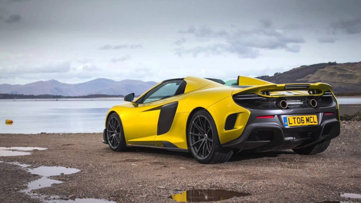 MCLAREN 675lt 2017