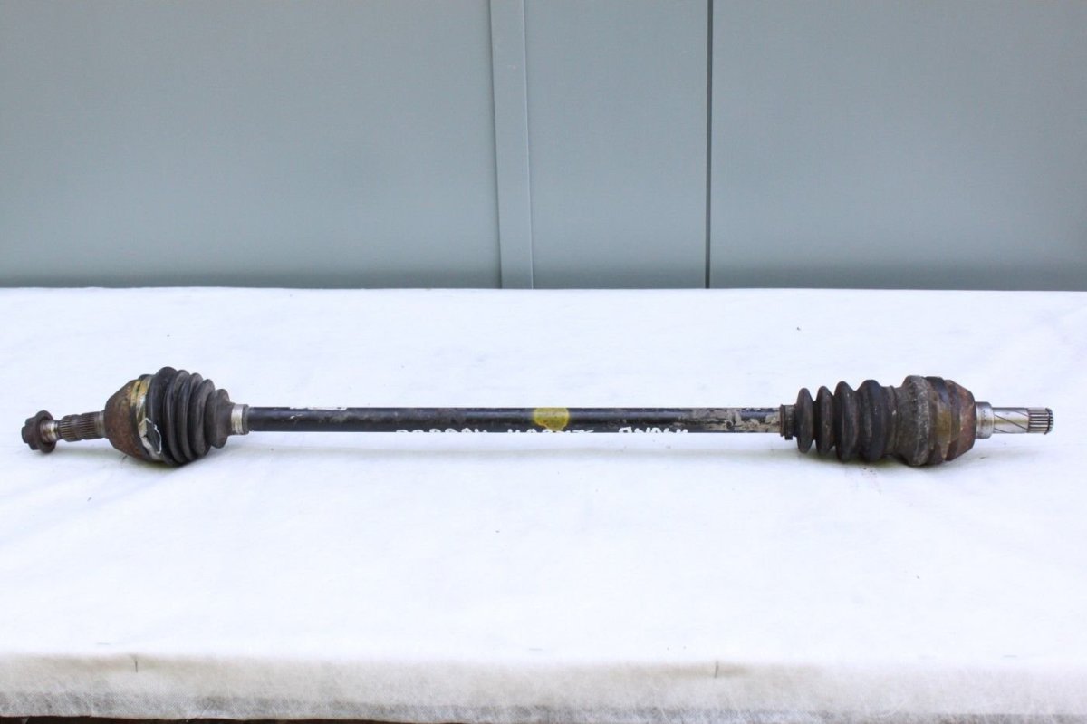 Привод правый в сборе на Опель Астра h