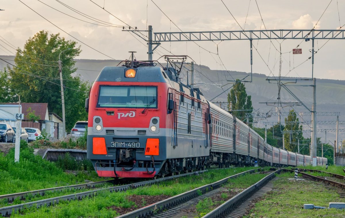 Пассажирский Локомотив эп1м