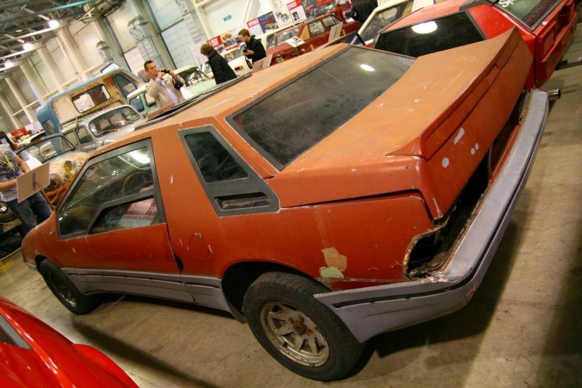 Парфенов и Хаинов Лаура