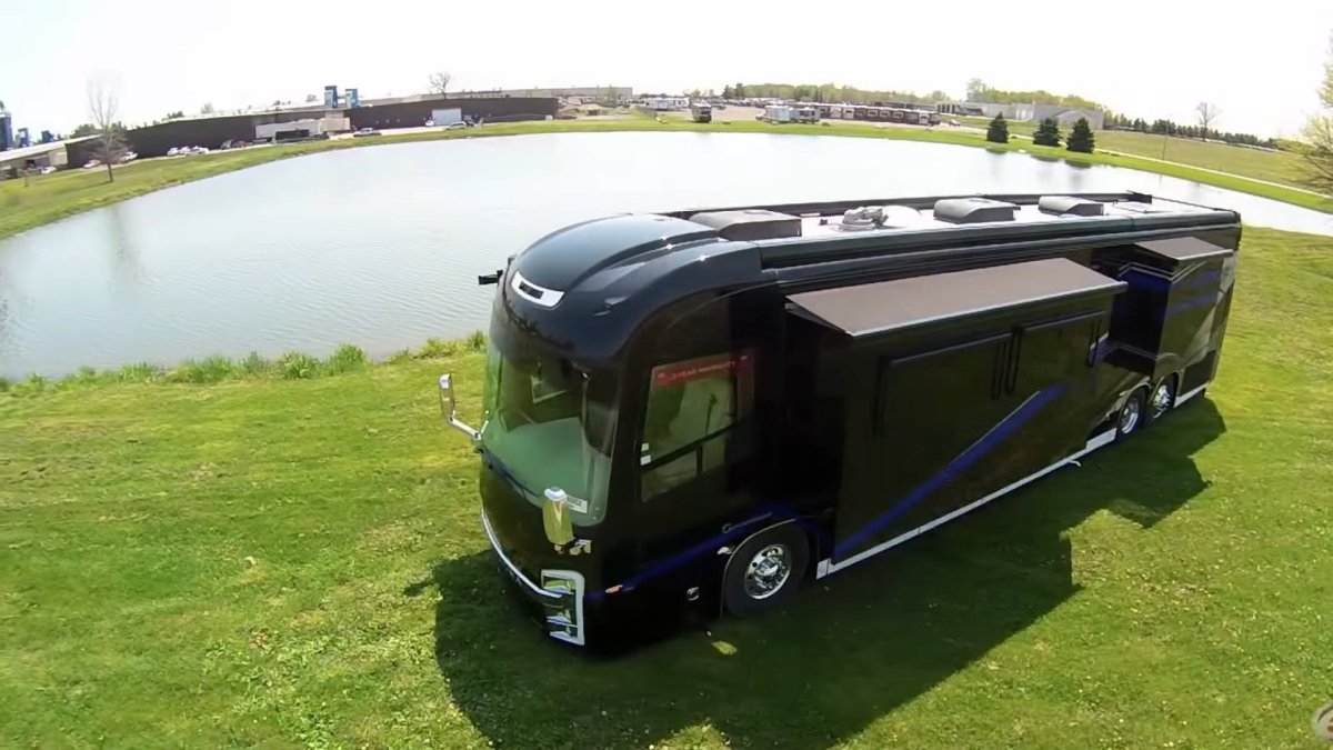 Автодом Volkner mobil Performance Bus