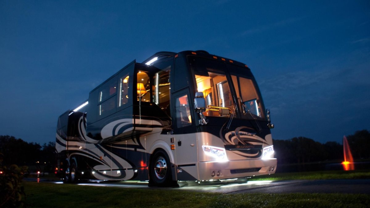 Neoplan 122 автодом