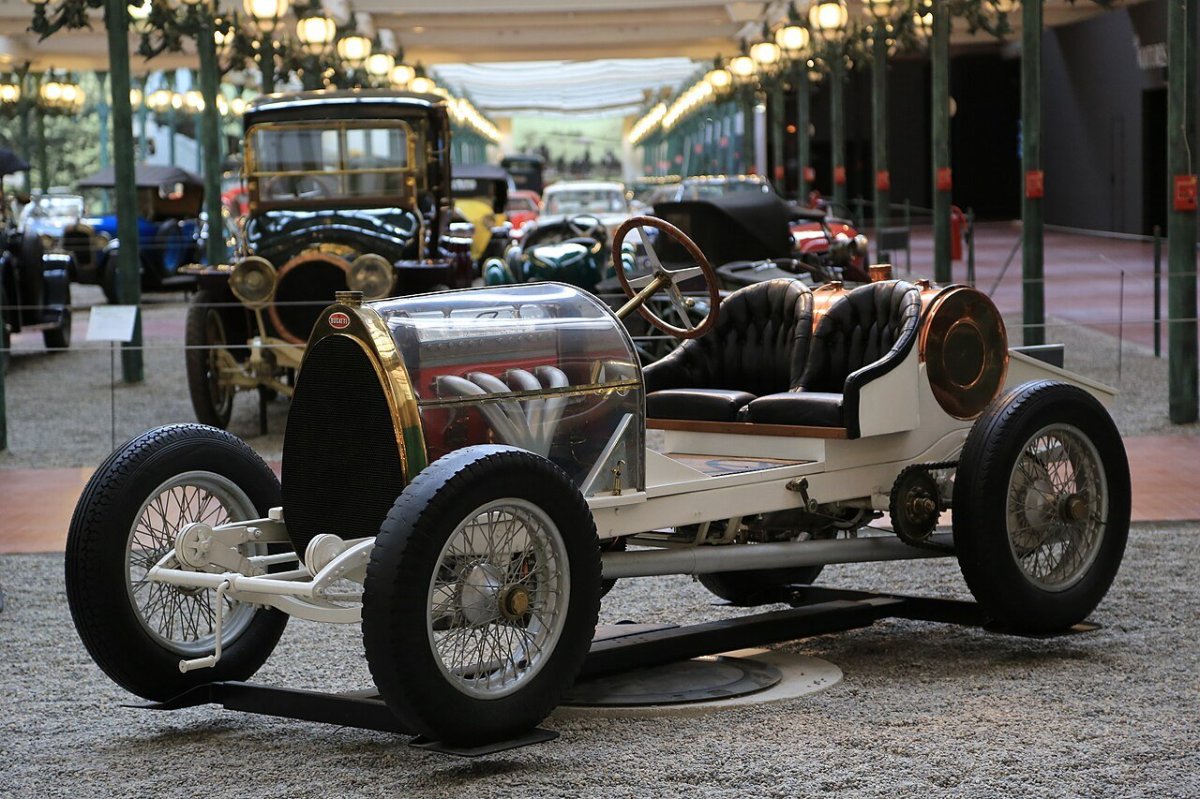 Джованни Бугатти