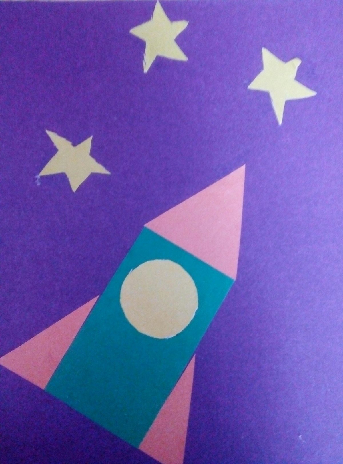 Аппликация ко Дню космонавтики в детском саду