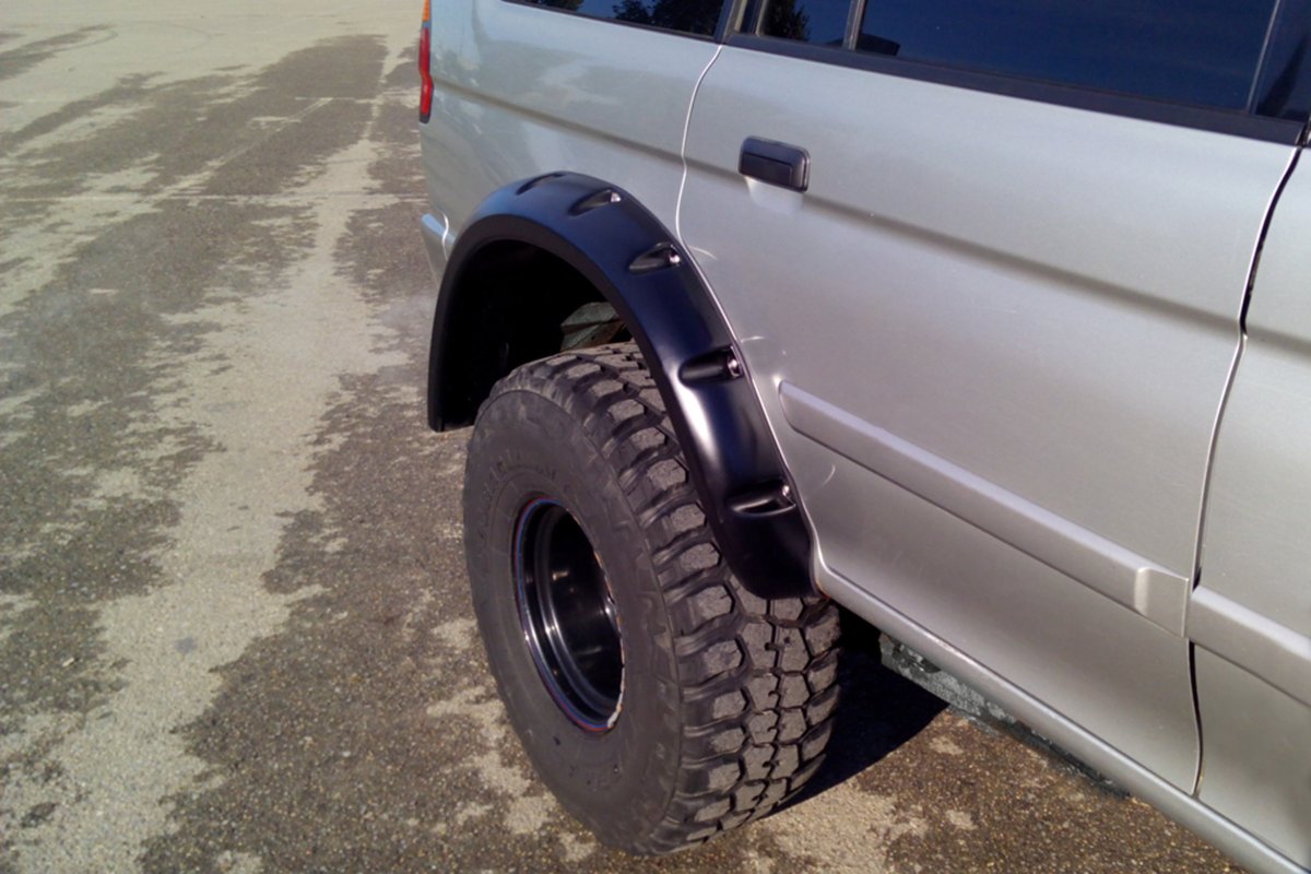 Mitsubishi Pajero Sport 1 расширители арок