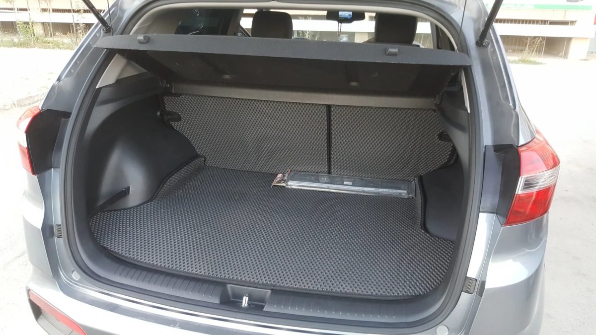 Hyundai ix35 полка багажника