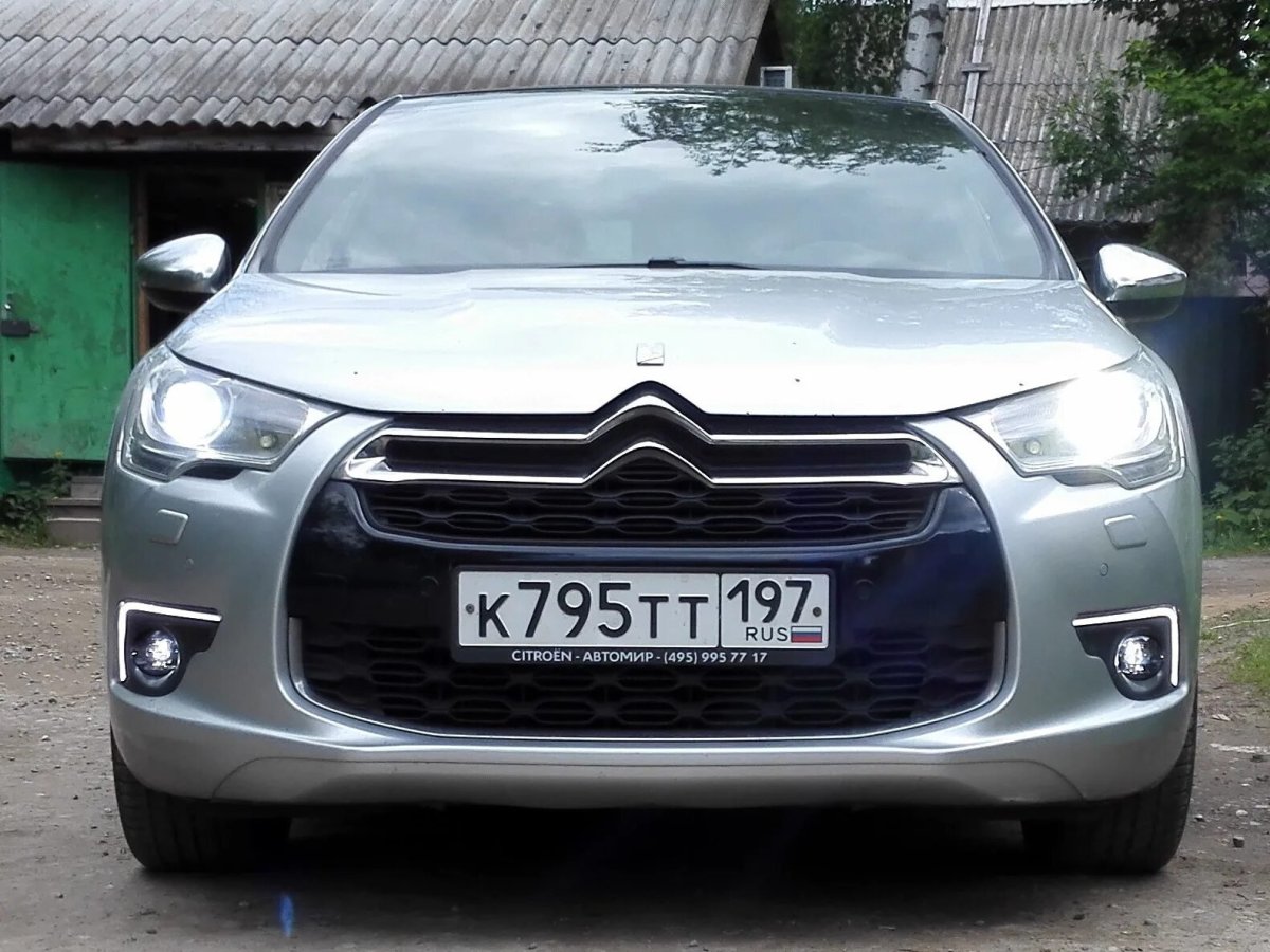 Ситроен ds4 противотуманки