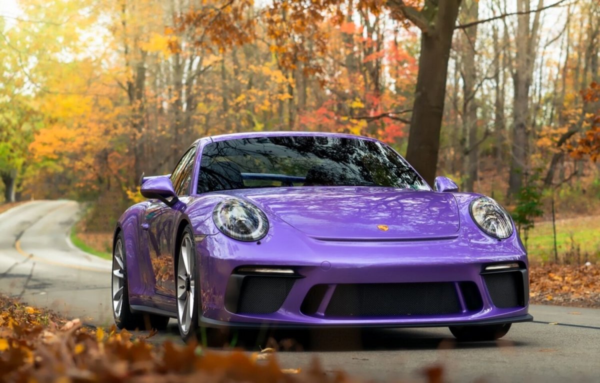 Порше 911 фиолетовый