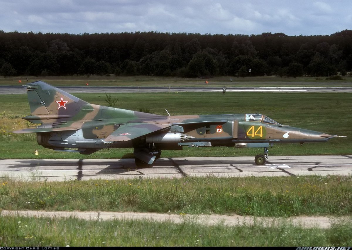 Миг-23 истребитель