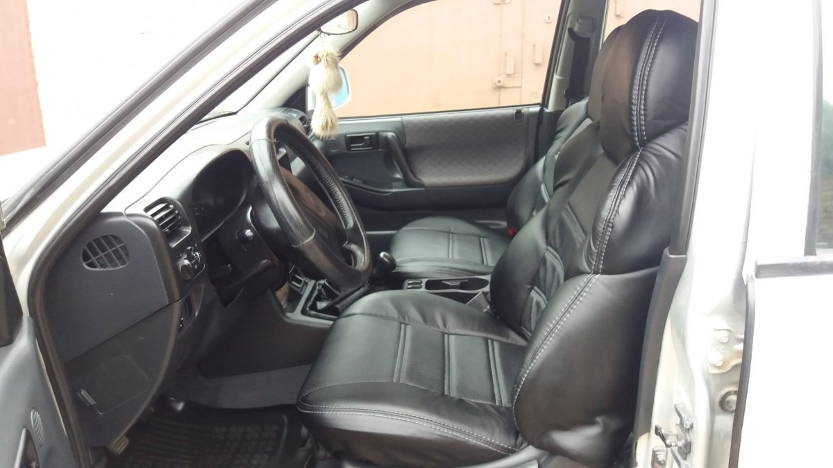 Кожаный салон Опель Фронтера а спорт