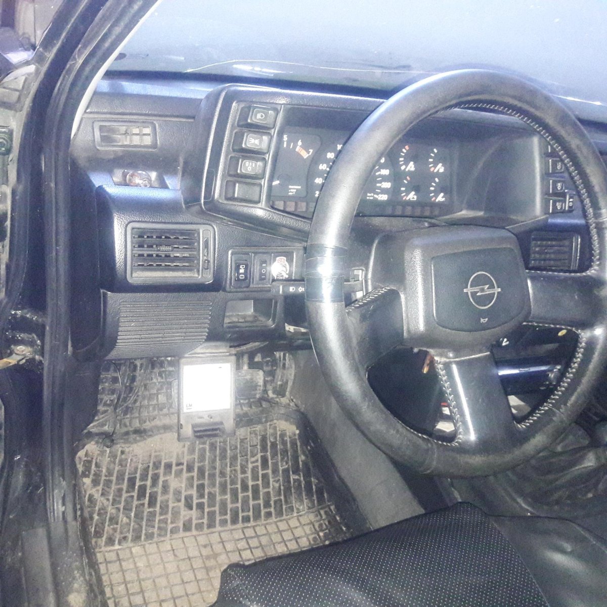 Опель Фронтера 1996