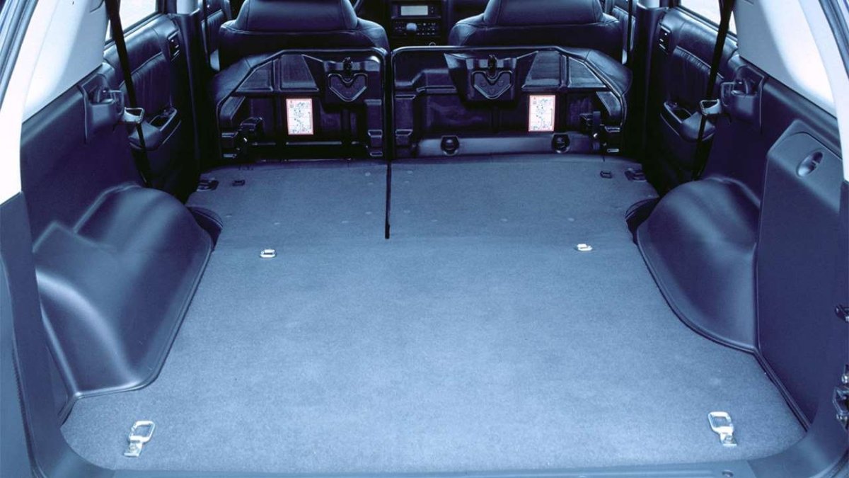 Opel Frontera b 2.2 багажник кузов