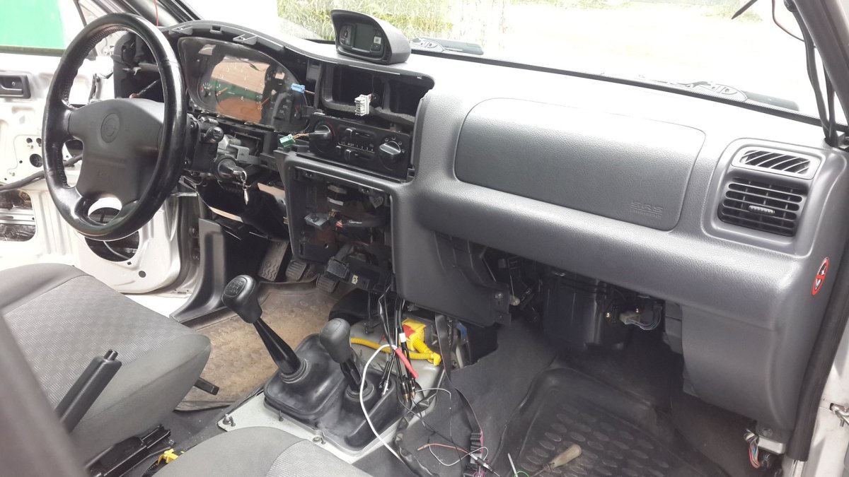 Опель Фронтера а 2.4 торпеда