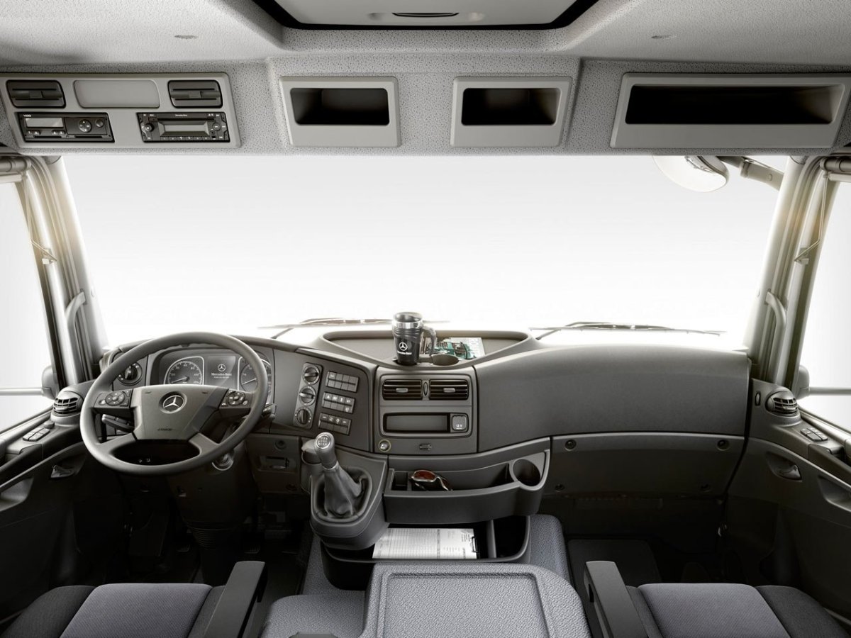 Mercedes-Benz Atego кабина