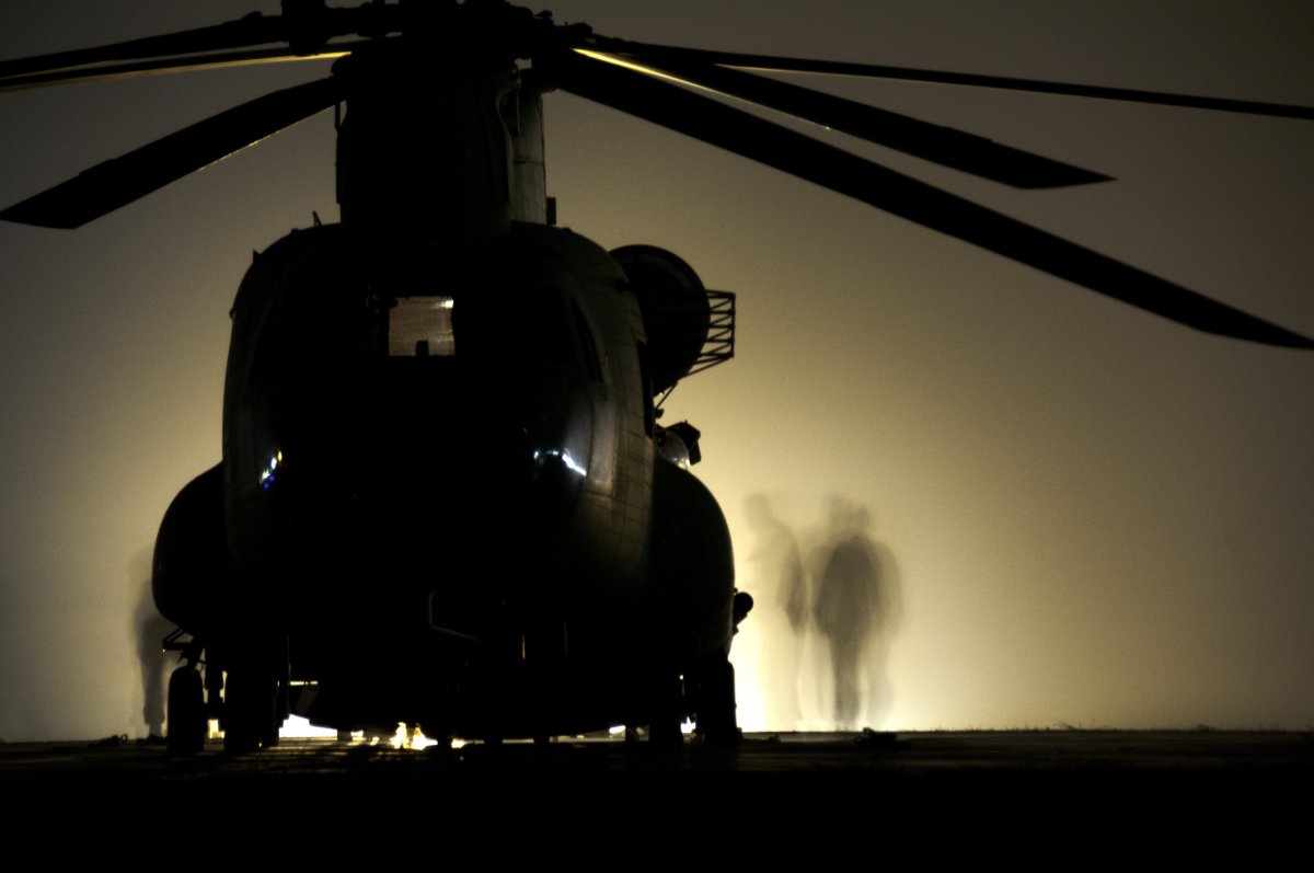 Вертолет Ch-47 Chinook