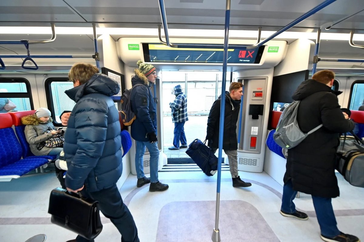 МЦД 2 поезда внутри