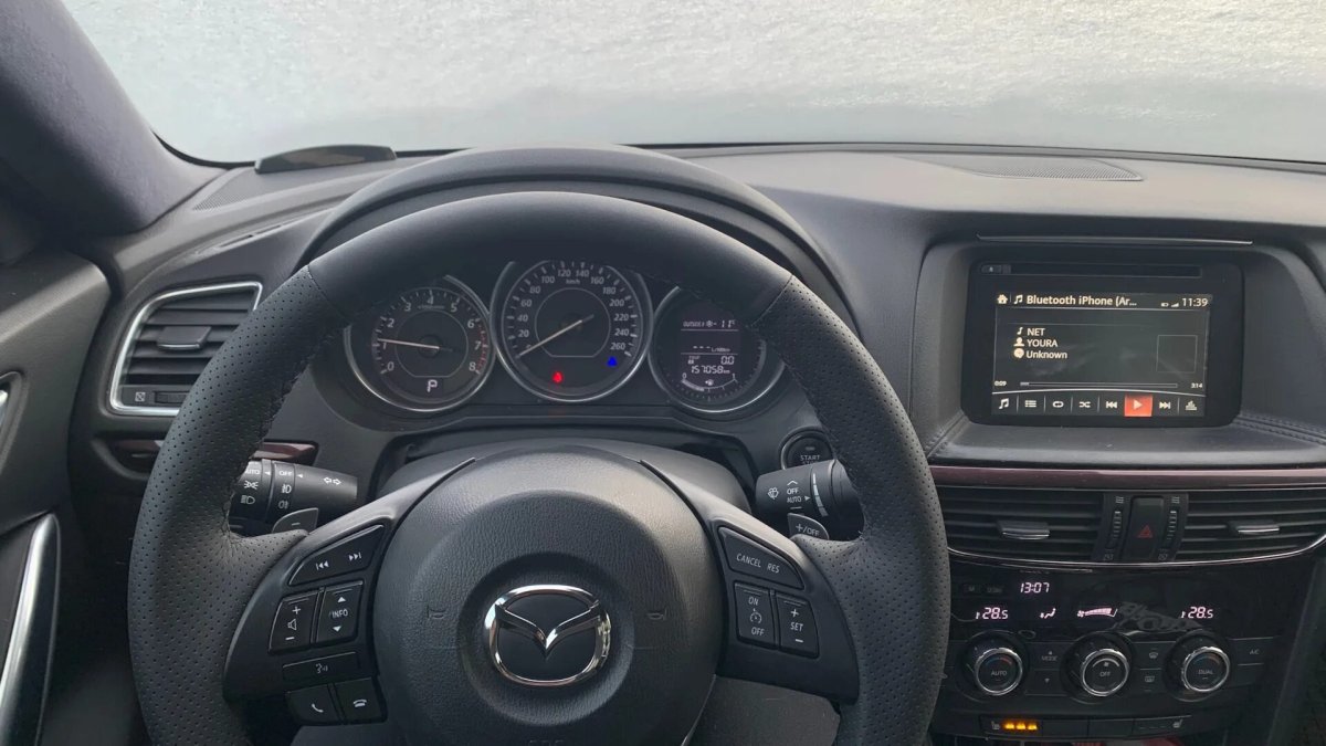 Mazda 6 2020 установка лепестков