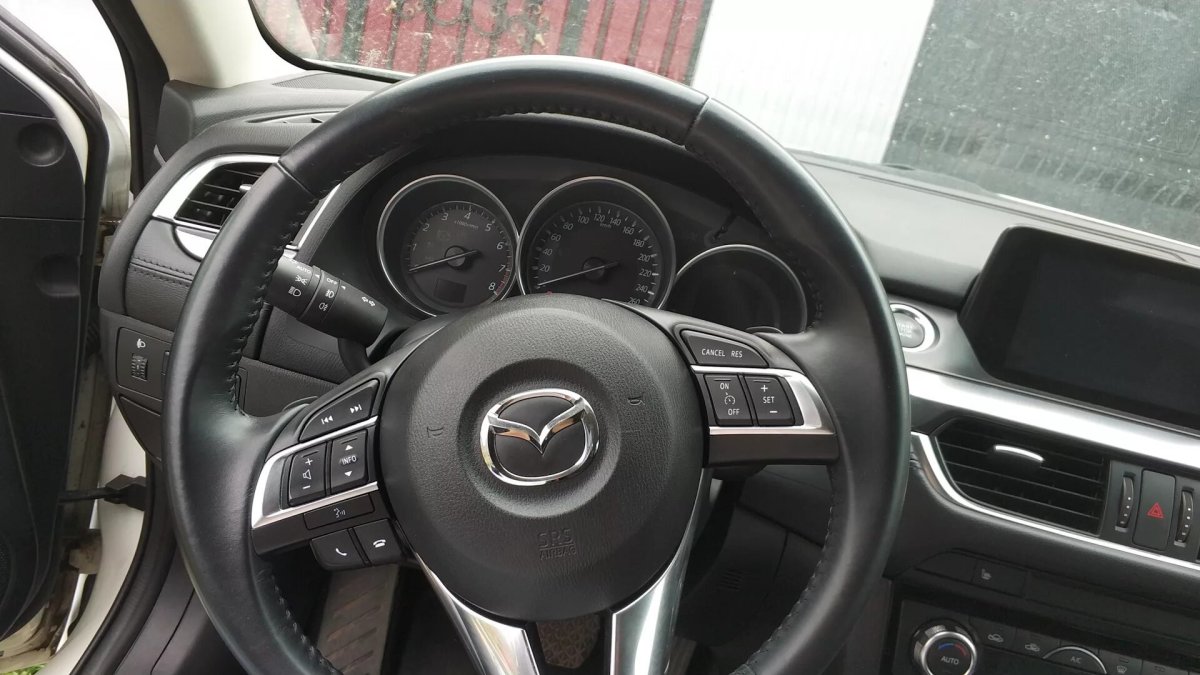 Mazda 6 GJ руль