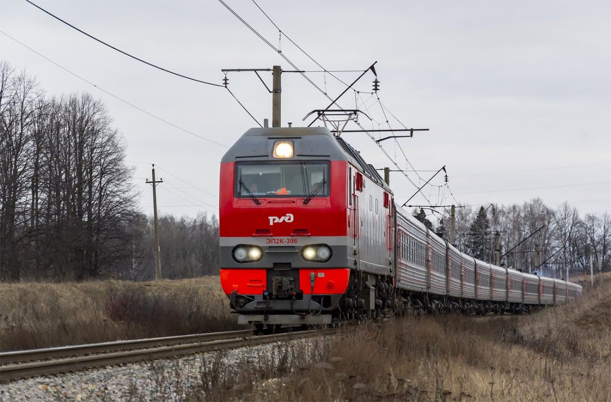 Поезд эп2к