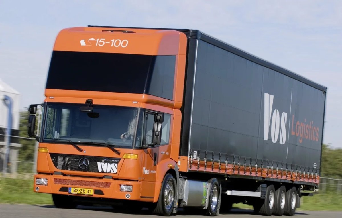 Mercedes-Benz Econic 182